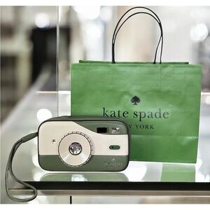 Kate Spade New York Picture This 3D Camera Leather Wristlet  KL917, w/ Gift Bag